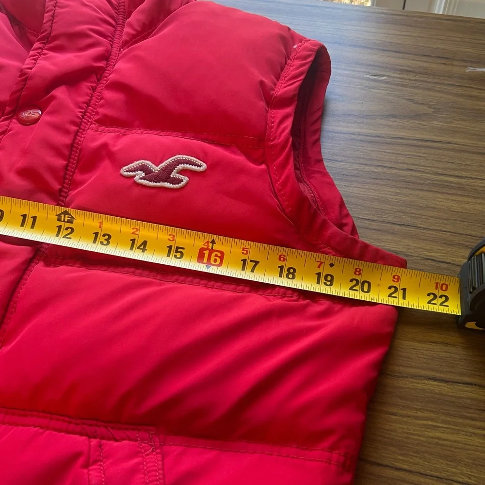 Hollister Red Puffer Vest Y2K Preppy Streetwear‎ Cozy Winter Layering Core